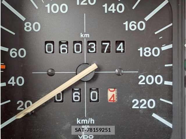 VolksWagen GOLF 1990-11 1555383-14