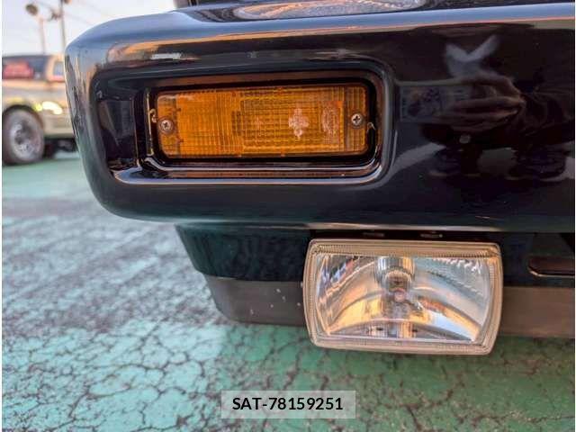 VolksWagen GOLF 1990-11 1555383-18