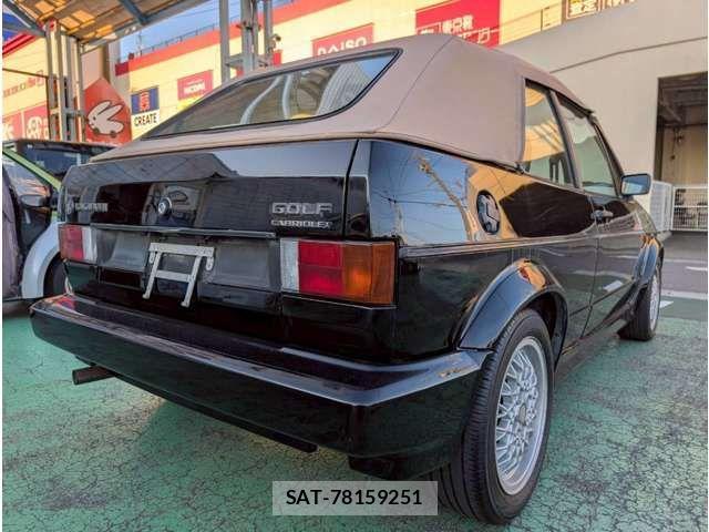 VolksWagen GOLF 1990-11 1555383-3