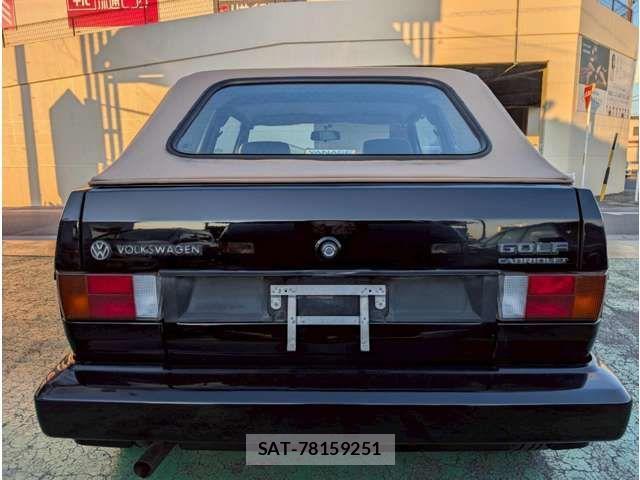 VolksWagen GOLF 1990-11 1555383-4