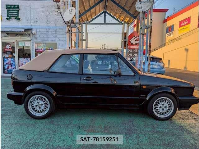 VolksWagen GOLF 1990-11 1555383-6