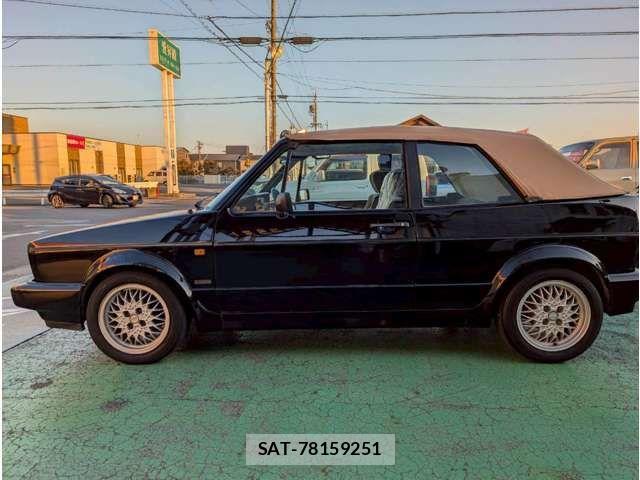 VolksWagen GOLF 1990-11 1555383-7