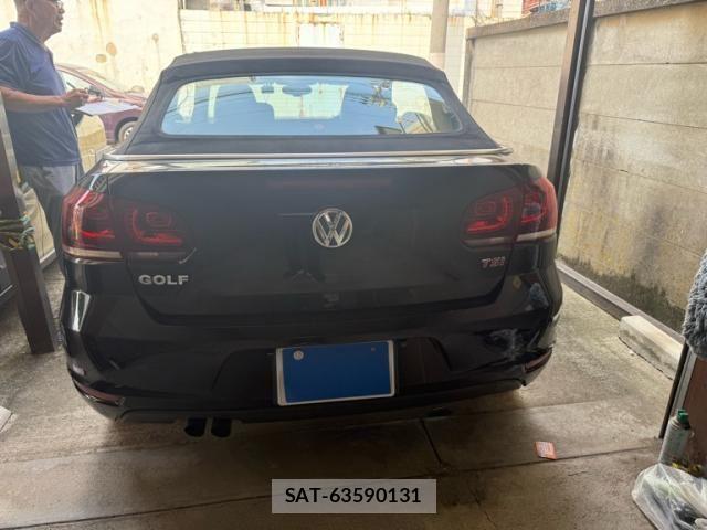 VolksWagen GOLF 2012-12 8232400-1