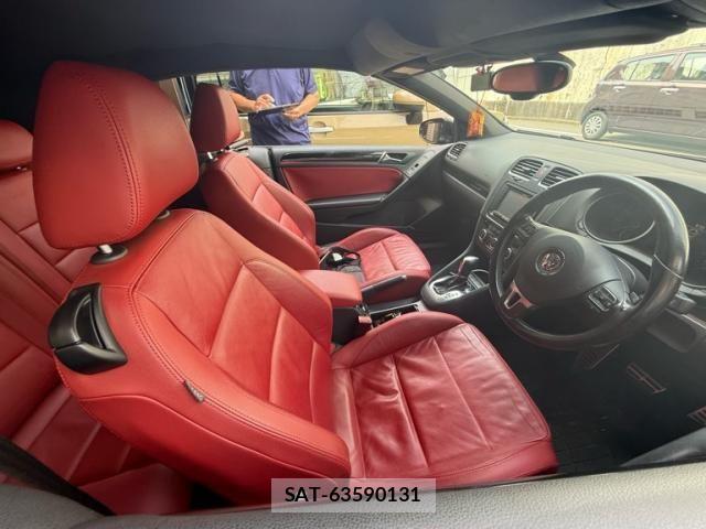 VolksWagen GOLF 2012-12 8232400-6