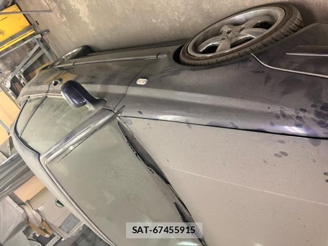 VolksWagen GOLF 2000-08 8415830-2