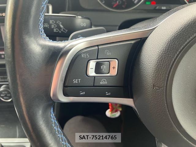 VolksWagen GOLF GTE 2016-02 7964385-12