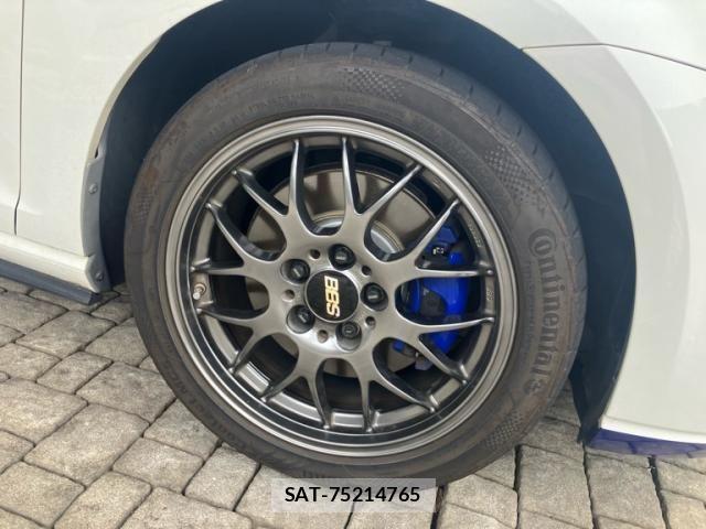 VolksWagen GOLF GTE 2016-02 7964385-4
