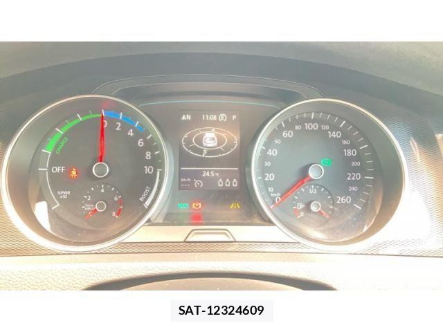 VolksWagen GOLF GTE 2015-08 8147004-11