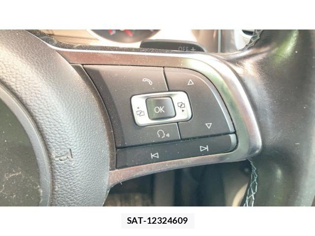 VolksWagen GOLF GTE 2015-08 8147004-14