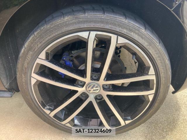 VolksWagen GOLF GTE 2015-08 8147004-3
