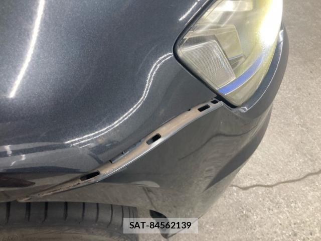VolksWagen GOLF GTE 2015-08 8372382-9