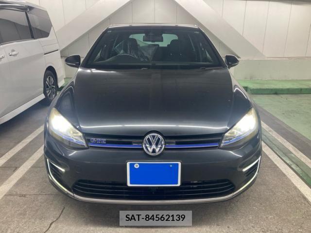 VolksWagen GOLF GTE 2015-08 8372382-1