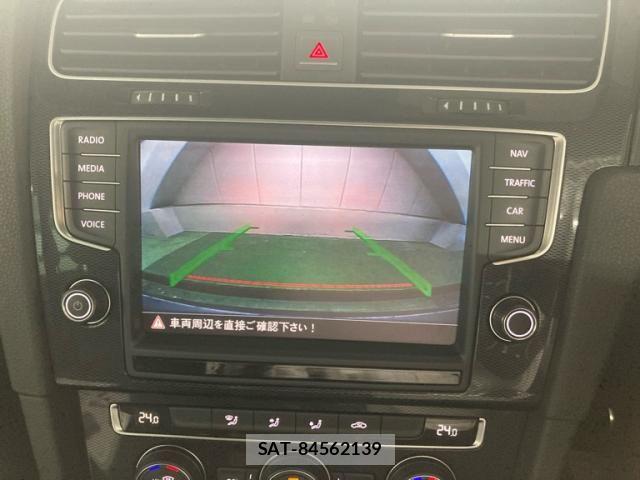 VolksWagen GOLF GTE 2015-08 8372382-19