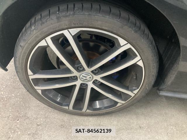 VolksWagen GOLF GTE 2015-08 8372382-7