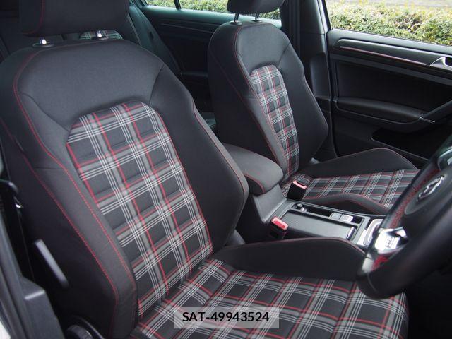 VolksWagen GOLF GTI 2018-08 780624-4