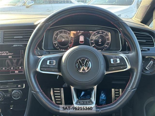 VolksWagen GOLF GTI 2018-11 1000170-16