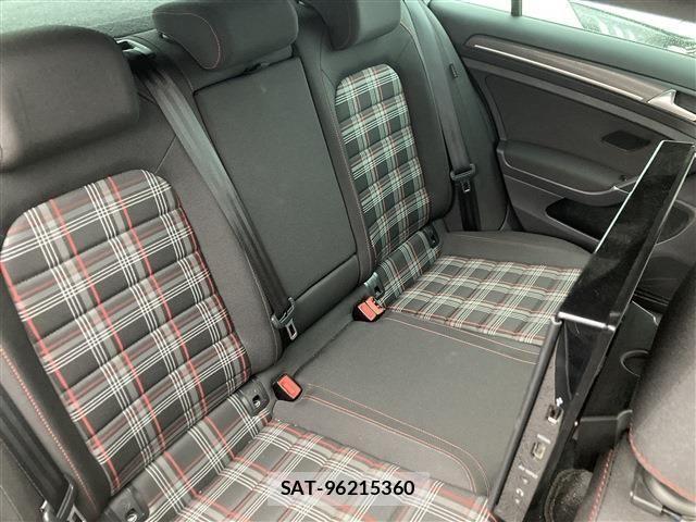 VolksWagen GOLF GTI 2018-11 1000170-25