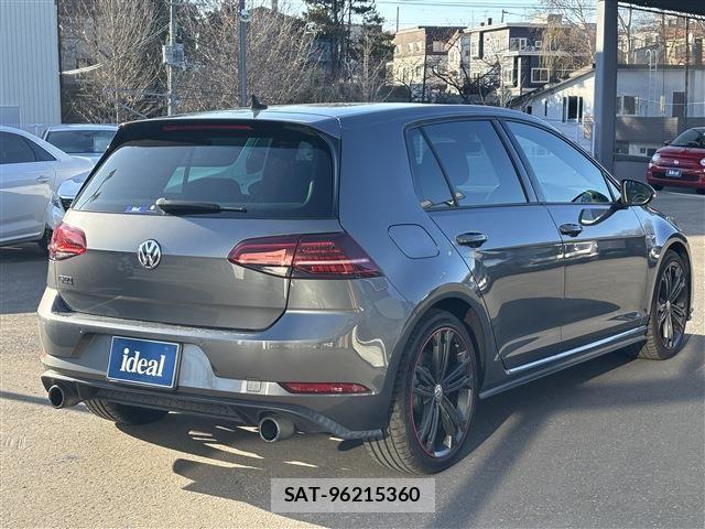 VolksWagen GOLF GTI 2018-11 1000170-4