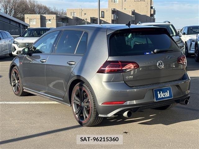 VolksWagen GOLF GTI 2018-11 1000170-6
