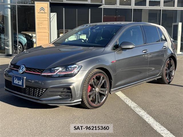 VolksWagen GOLF GTI 2018-11 1000170-8