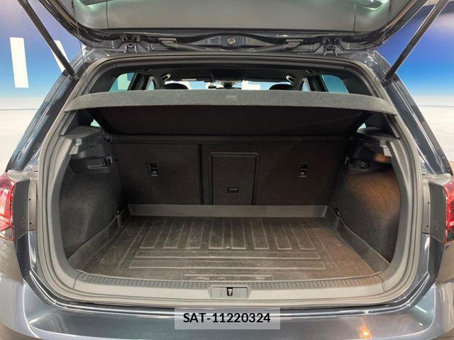 VolksWagen GOLF GTI 2019-08 1226314-10
