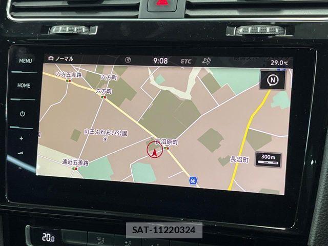 VolksWagen GOLF GTI 2019-08 1226314-3