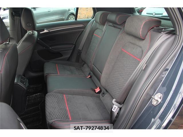 VolksWagen GOLF GTI 2019-03 2011132-15