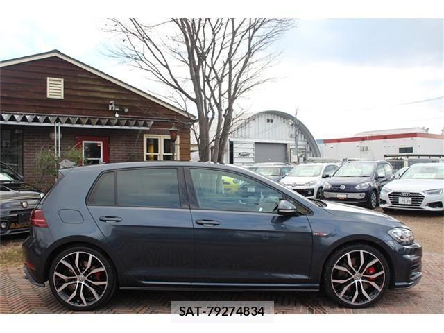 VolksWagen GOLF GTI 2019-03 2011132-1