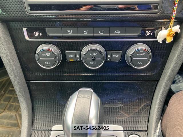 VolksWagen GOLF GTI 2017-03 2402621-24