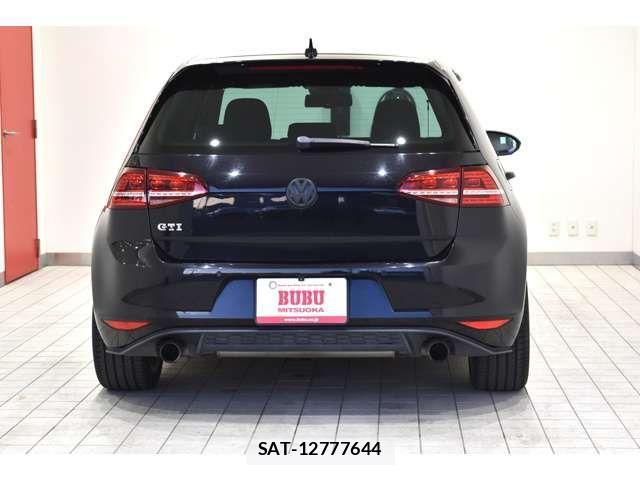 VolksWagen GOLF GTI 2014-01 4141242-16