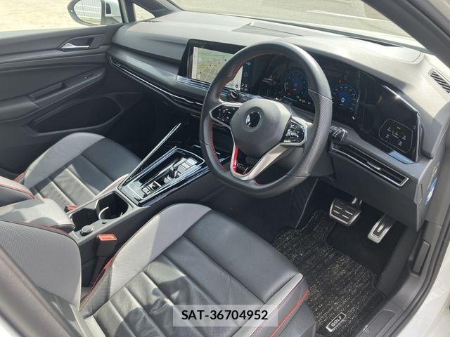 VolksWagen GOLF GTI 2022-12 6678774-1