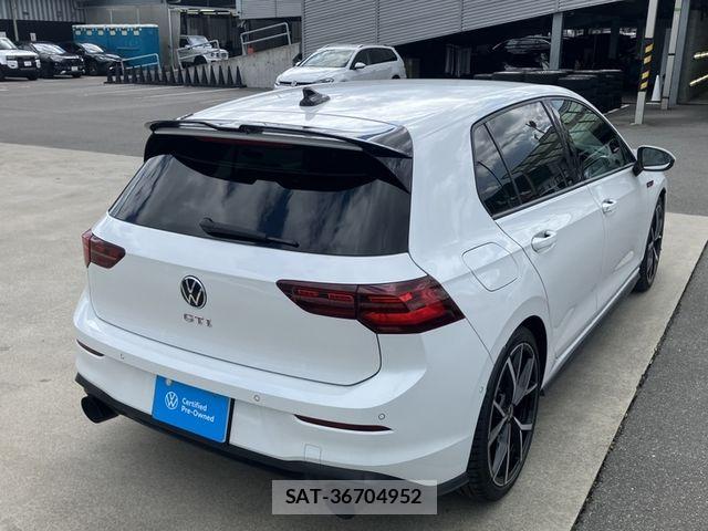 VolksWagen GOLF GTI 2022-12 6678774-2