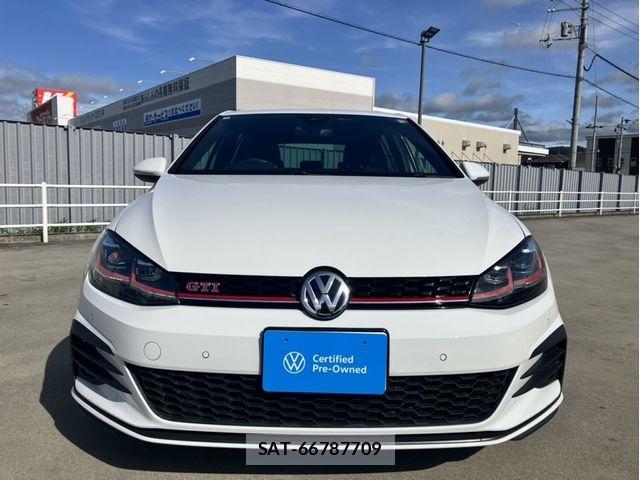 VolksWagen GOLF GTI 2020-07 7061372-3