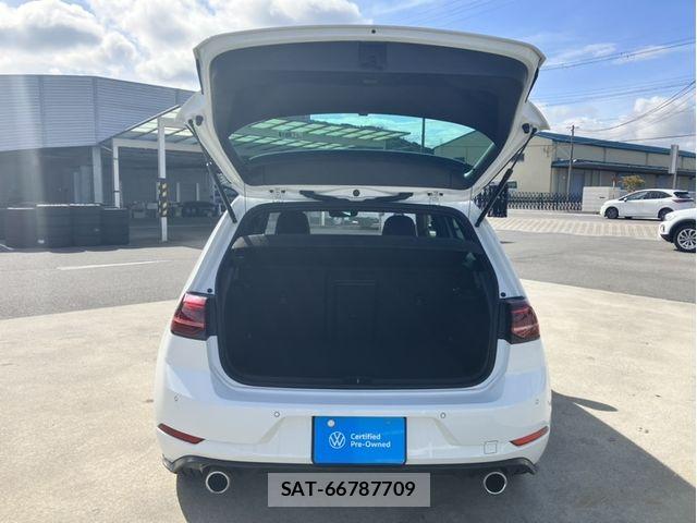 VolksWagen GOLF GTI 2020-07 7061372-7