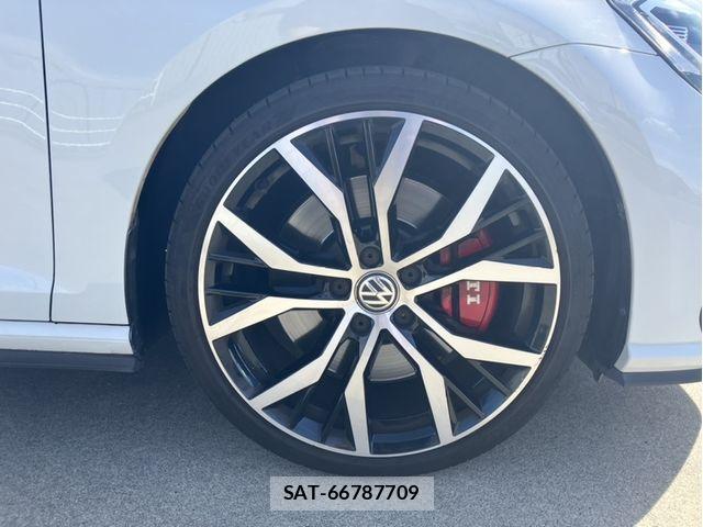 VolksWagen GOLF GTI 2020-07 7061372-8