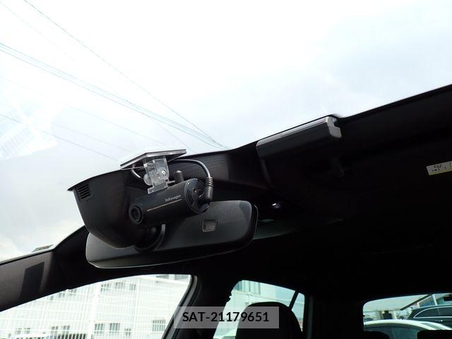 VolksWagen GOLF GTI 2018-08 7061373-16