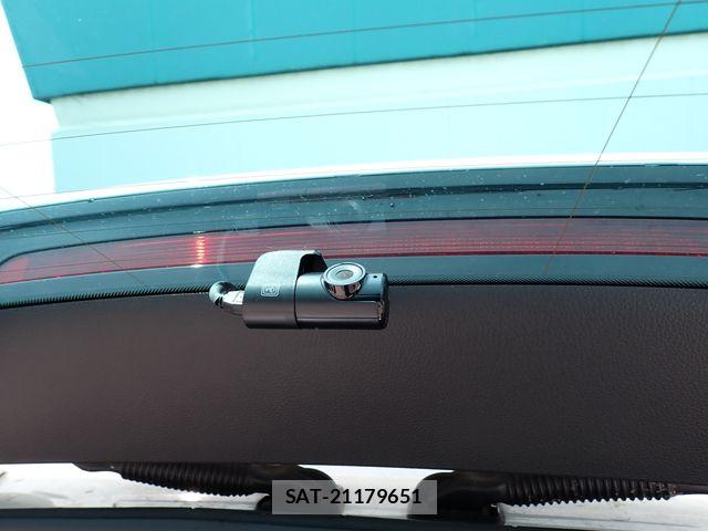 VolksWagen GOLF GTI 2018-08 7061373-17