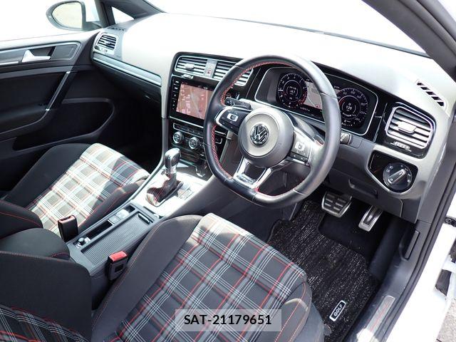 VolksWagen GOLF GTI 2018-08 7061373-20