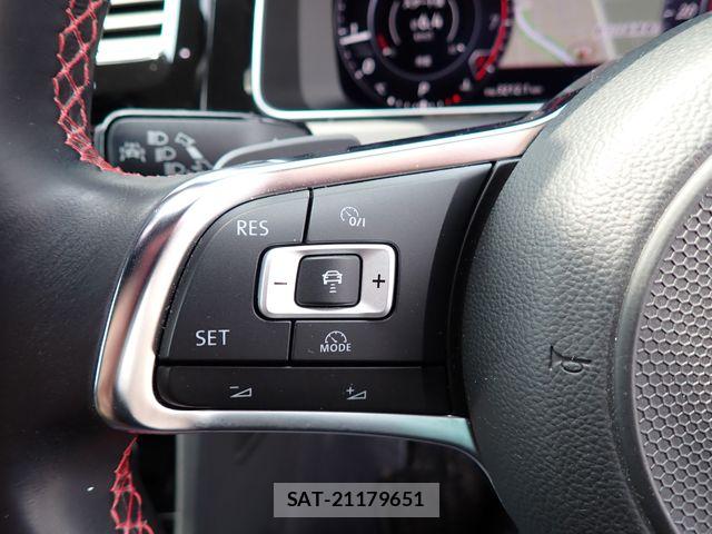 VolksWagen GOLF GTI 2018-08 7061373-25