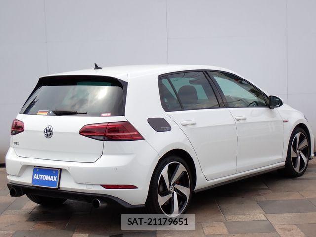 VolksWagen GOLF GTI 2018-08 7061373-2