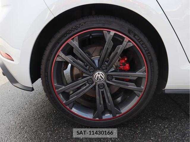 VolksWagen GOLF GTI 2018-10 7273262-12