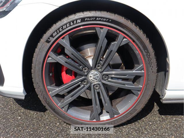 VolksWagen GOLF GTI 2018-10 7273262-13