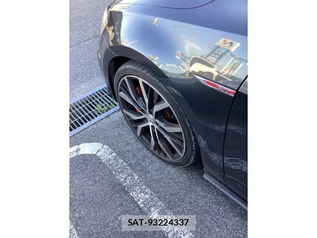 VolksWagen GOLF GTI 2014-10 7331185-6