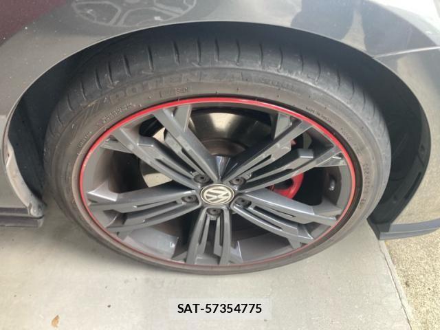 VolksWagen GOLF GTI 2018-08 7331184-3