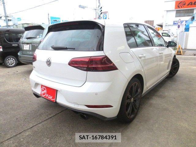 VolksWagen GOLF GTI 2018-09 7331183-2