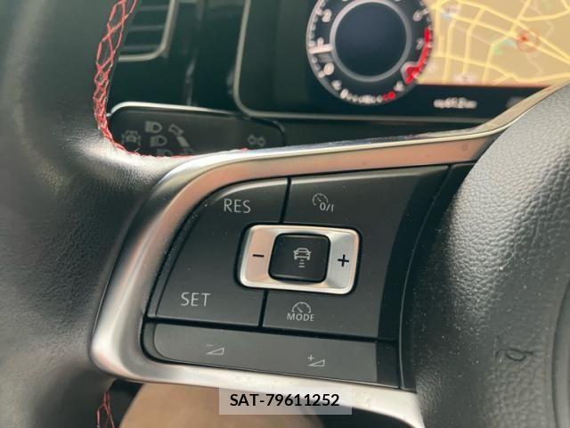 VolksWagen GOLF GTI 2017-09 7331175-14