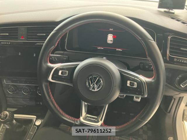 VolksWagen GOLF GTI 2017-09 7331175-7