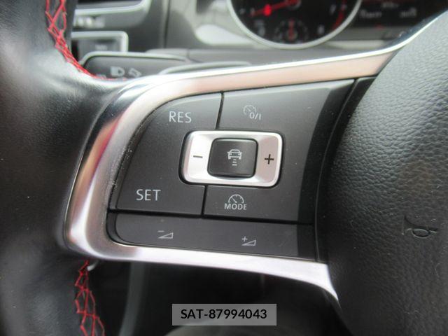 VolksWagen GOLF GTI 2016-11 7360470-22