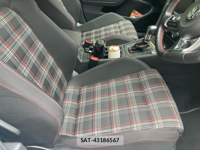 VolksWagen GOLF GTI 2014-03 7458826-13