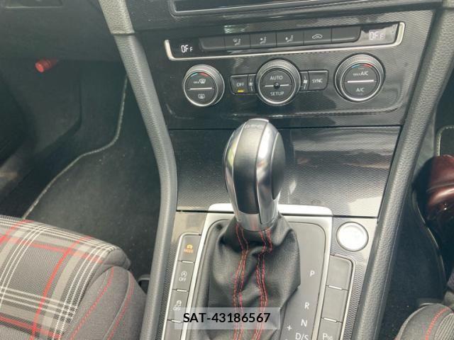 VolksWagen GOLF GTI 2014-03 7458826-22